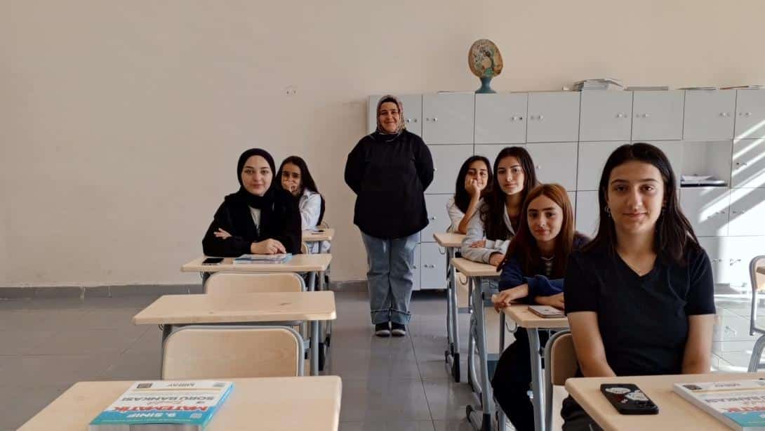  MATEMATİK KULUBÜ FAALİYETLERİNE  BAŞLADI